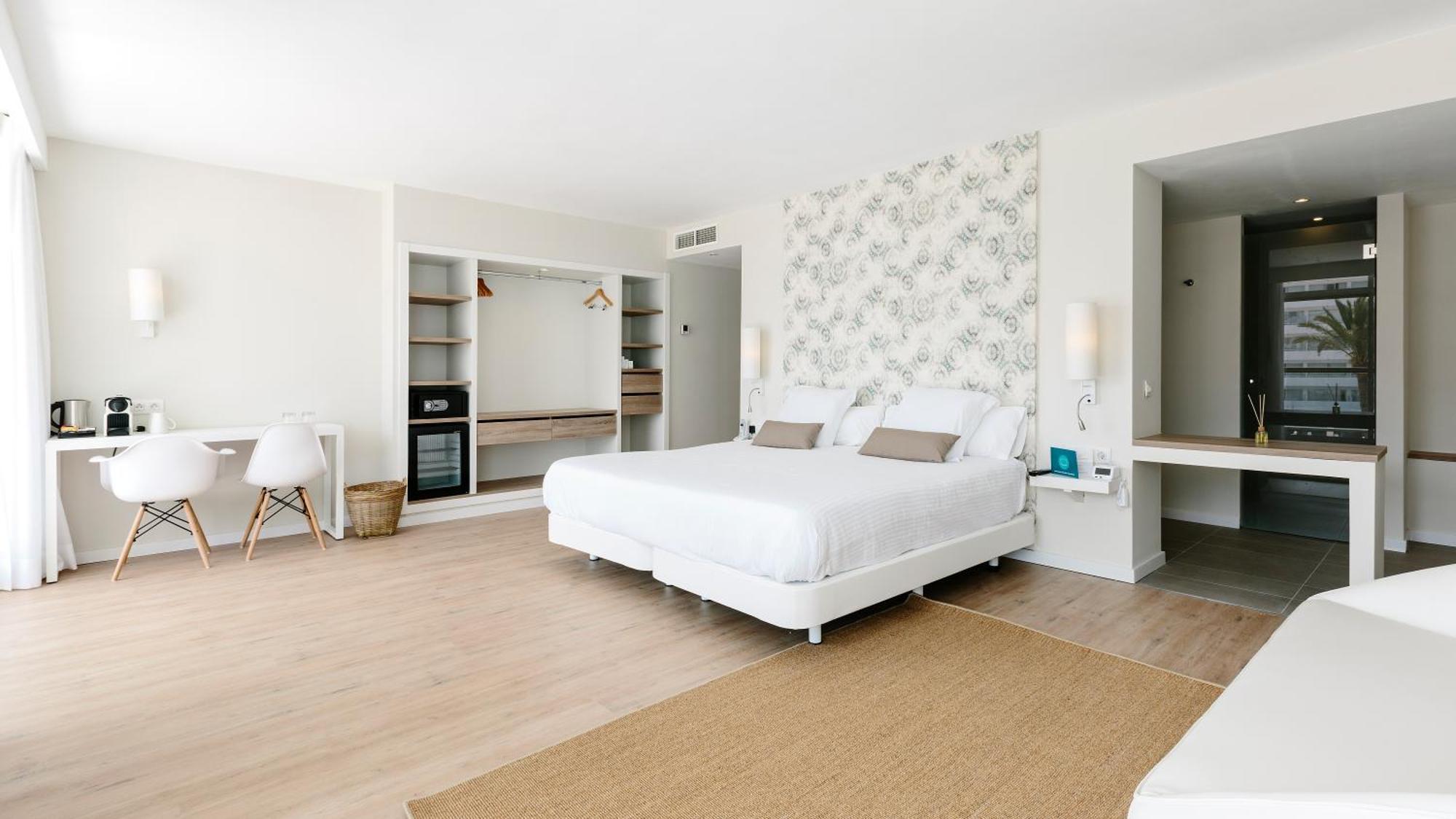 Aluasoul Ibiza - Adults Only Hotel 4*