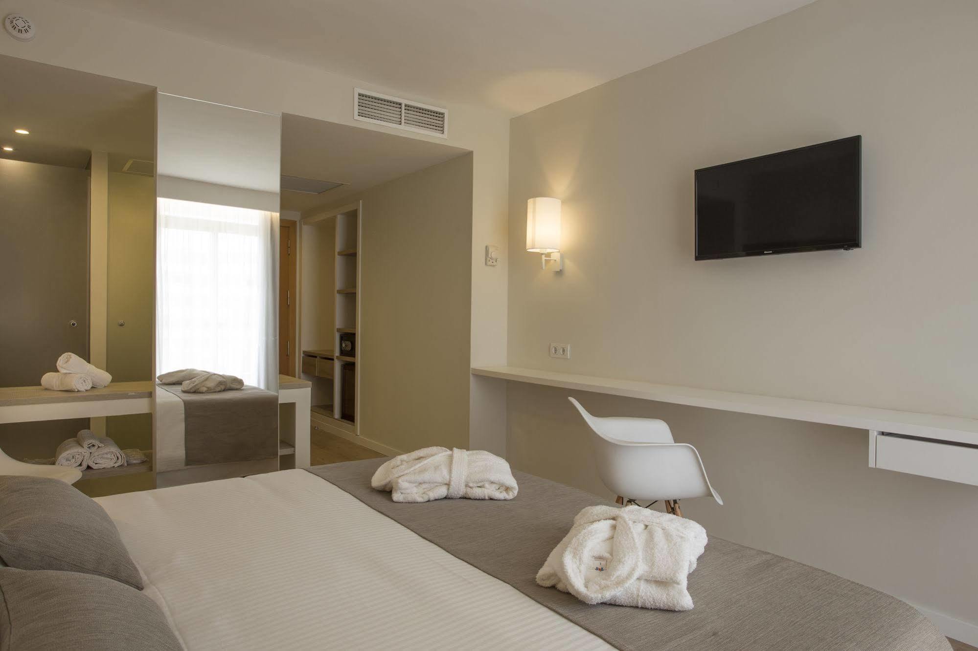 Aluasoul Ibiza - Adults Only Es Cana